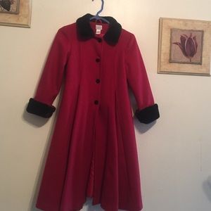 Red TalbotsKids with hat