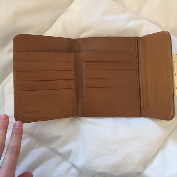 Brown leather wallet - Picture 3 of 4