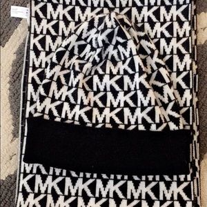 Michael Kors hat scarf combo