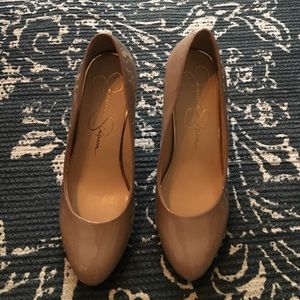 Jessica Simpson nude heels size 7.5