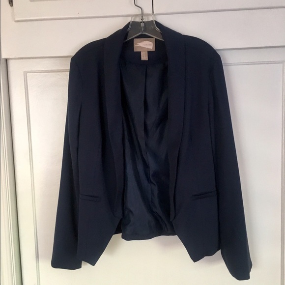 Forever 21 navy blue blazer.