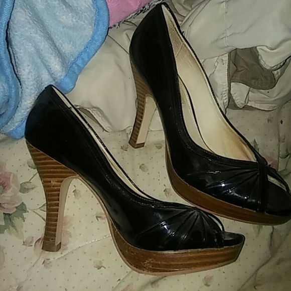 Steve Madden Peep toe stilletos