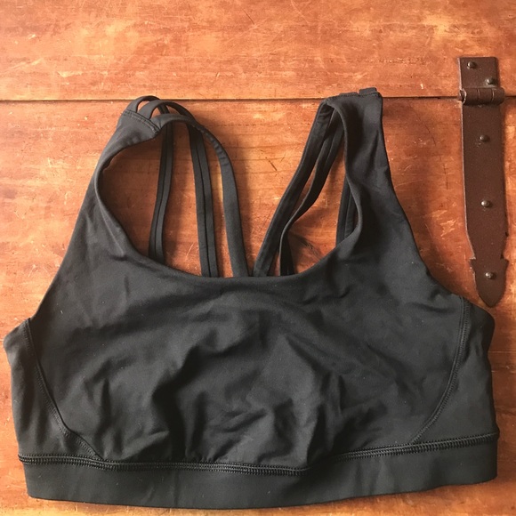 Lululemon energize sports bra straps