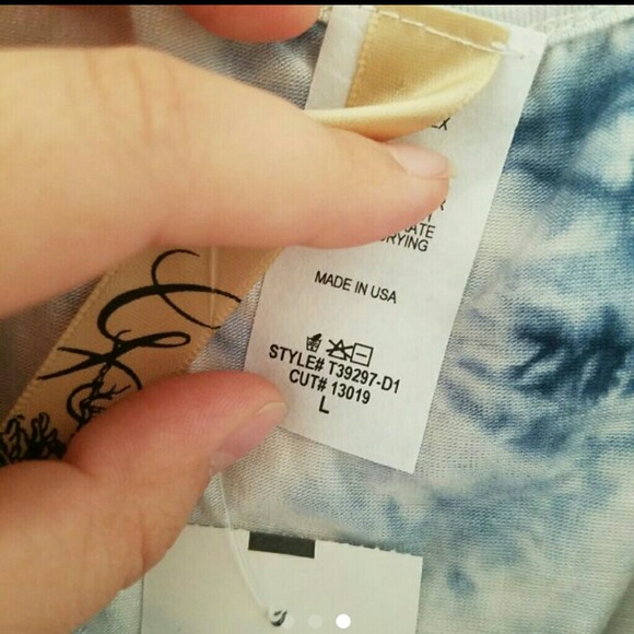 NWT Tye Dye Crop Top (Bundle to save on ship) - Picture 3 of 3
