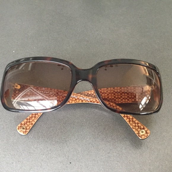 coach sunglasses tortoise