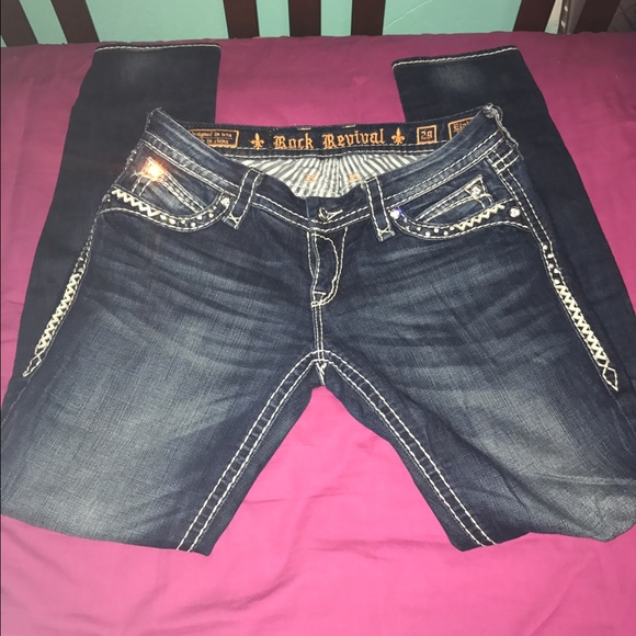 Rock Revival Jeans - Picture 3 of 3
