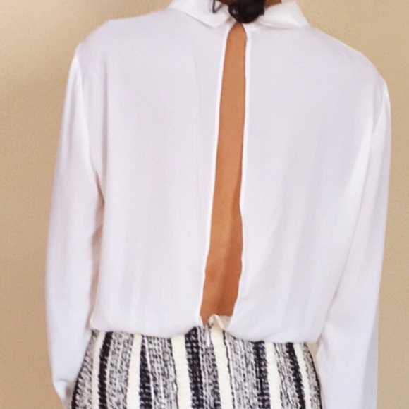 🛑CLEARANCE🛑HOST PICK🔥Long sleeve cream dress - Picture 3 of 3