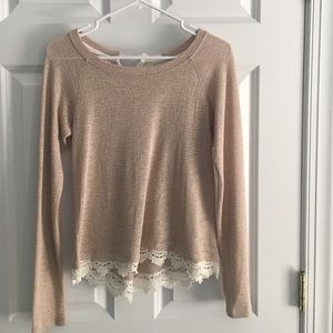 Long sleeve lace top