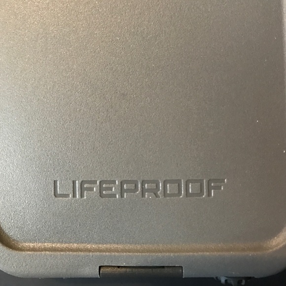 LIFEPROOF Phone Case
