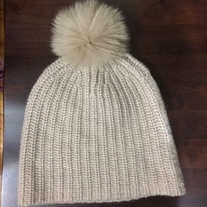 100% cashmere & fox fur hat