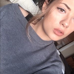 Meet your Posher, Tia