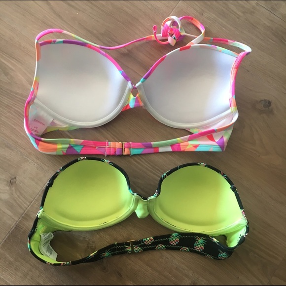 ❌SOLD❌ Bikini top bundle - Picture 2 of 2