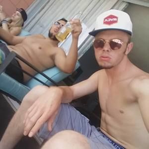 Meet your Posher, Brady