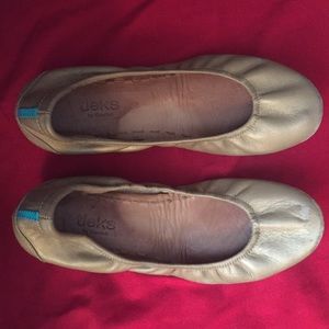 Metallic Gold Tieks