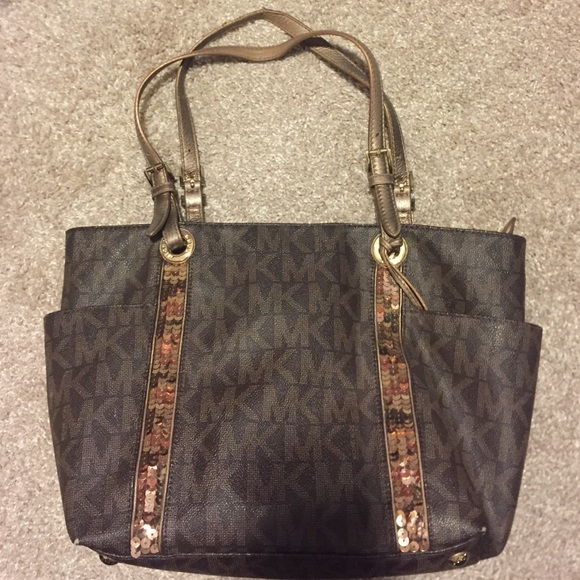 Michael Kors purse