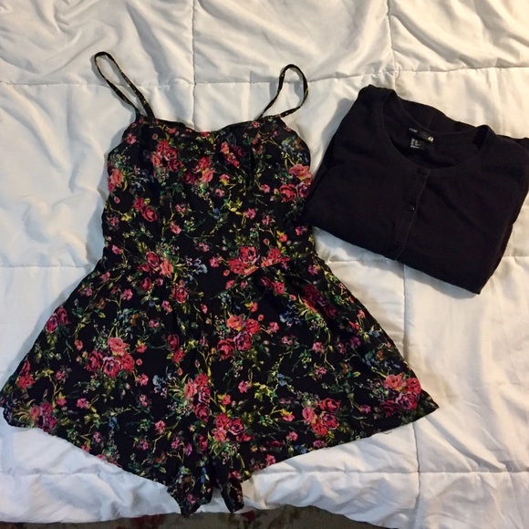 Romper + mini Xs cardigan