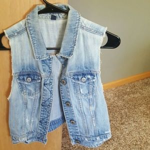 American Eagle Jean Vest