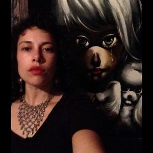 Meet your Posher, Hannah