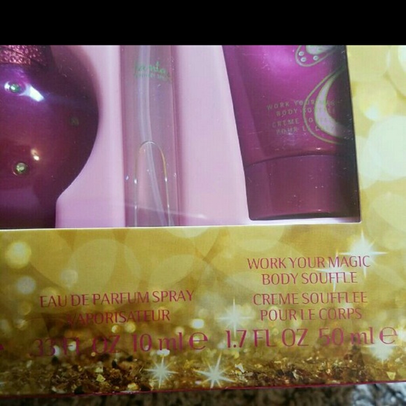 NEW Fantasy Britney Spears 4 Peice Set - Picture 3 of 4