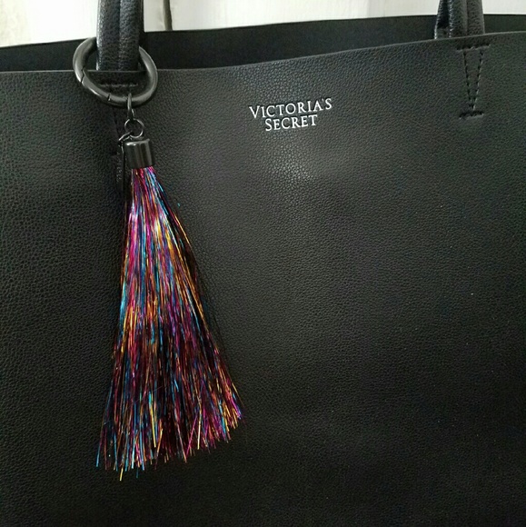 VS Large Black Tote NEW