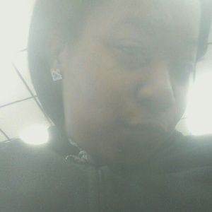 Meet your Posher, Deonjhana