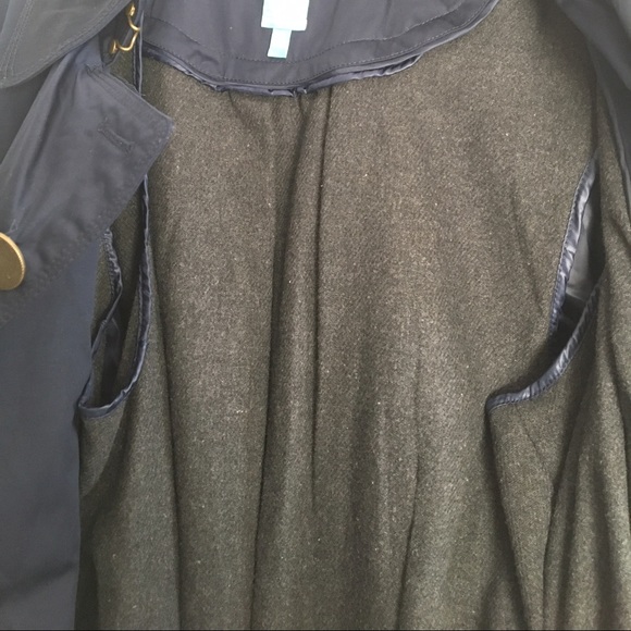 ✨BARNEYS TRENCH COAT✨ - Picture 4 of 4