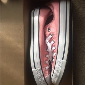 Salmon Pink Converse 9