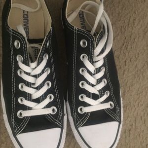 Black Converse 8