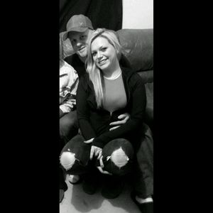 Meet your Posher, Larissa