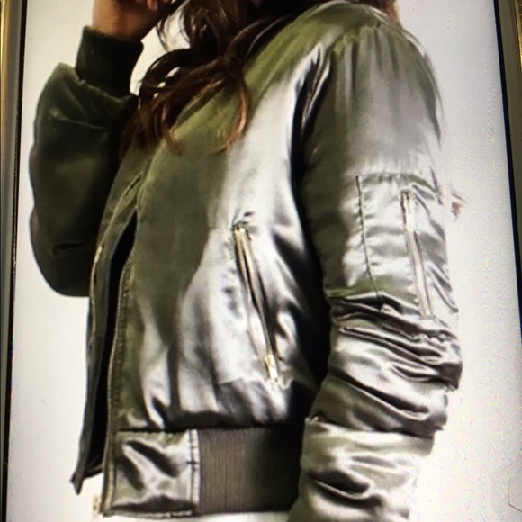 LAST ONE❗️BOMBER - Picture 2 of 4