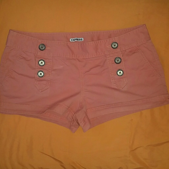 Express Shorts