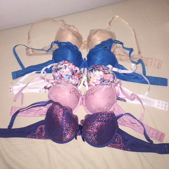 Set of 5 Olive Street Lacey Bras