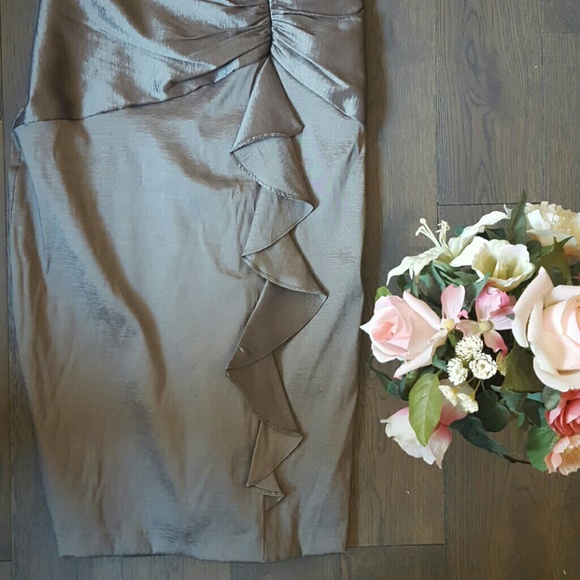 Shimmery grey dress - Picture 3 of 3