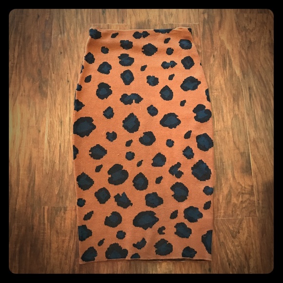 Pencil skirt