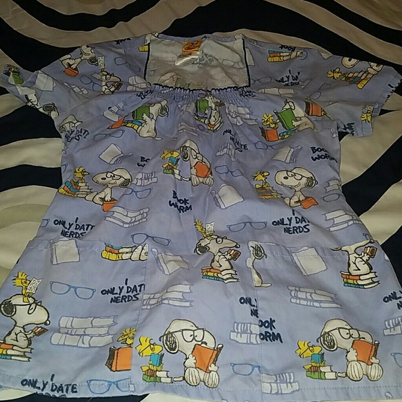 Peanuts scrub top