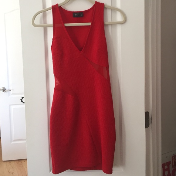 Red bodycon dress
