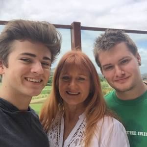 Meet your Posher, Karen