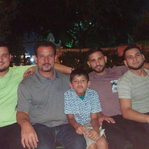 Meet your Posher, Hugo