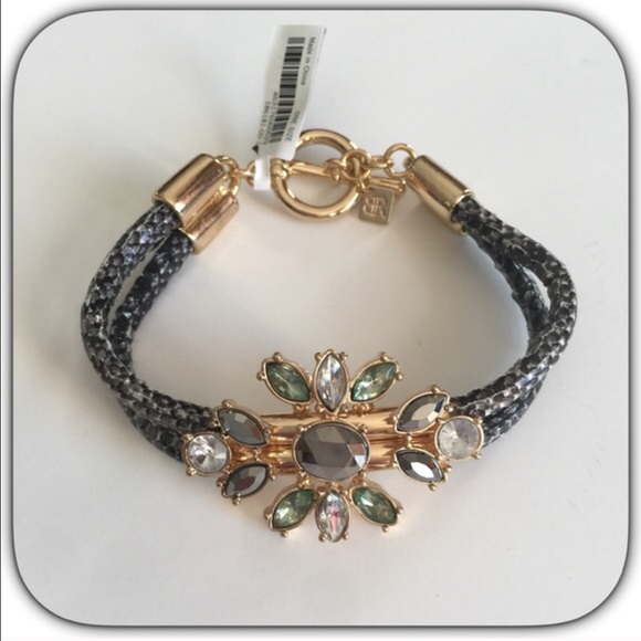 HP NWT Banana Republic Gray Rhinestone Bracelet - Picture 2 of 3