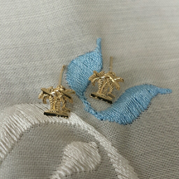 14K Gold Diamond-Cut Hawaiian Palm Tree Earrings