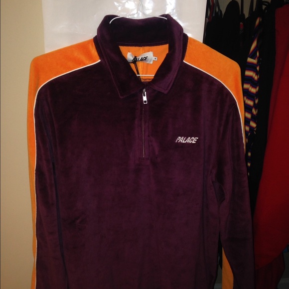 Just sits in closet - Picture 1 of 1