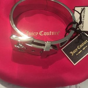 Buckle wide bangle