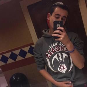 Meet your Posher, Aaron