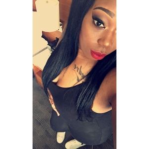 Meet your Posher, Tekay