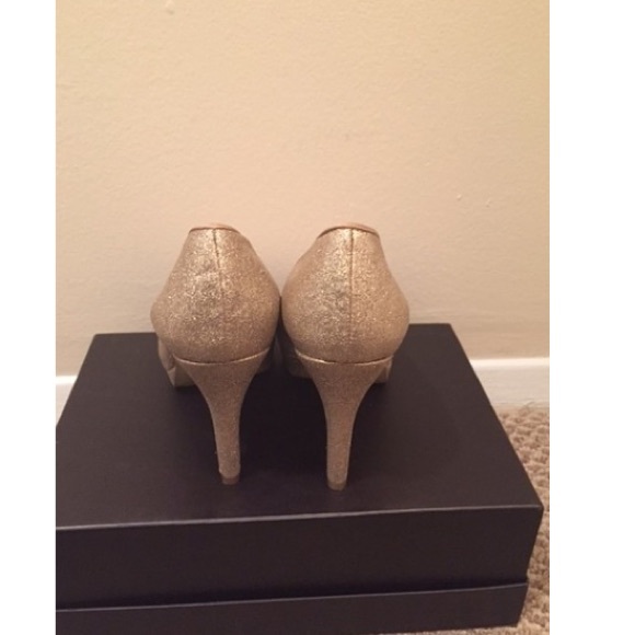 Party Pumps! - Picture 2 of 3