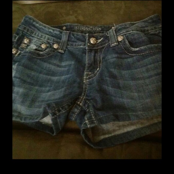 Miss me shorts size 28