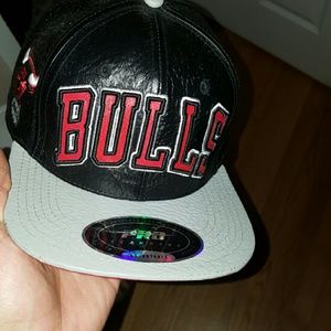 Bulls hat