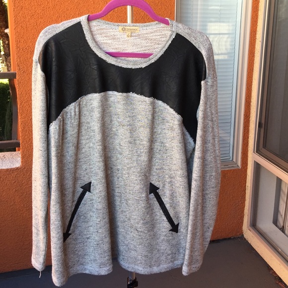 Democracy Sweaters - Democracy grey long sleeve