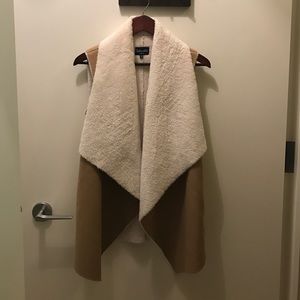 Splendid Keane faux shearling trim vest, camel xs