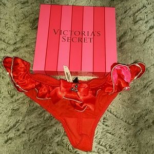 NWT VS jingle bell thong